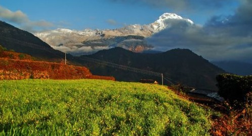 尼泊爾雪山:眾神的白色座椅圖片