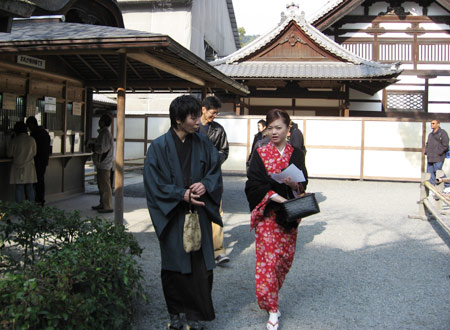 實(shí)拍:日本和服美女圖片圖片