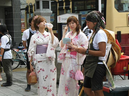 實(shí)拍:日本和服美女圖片圖片